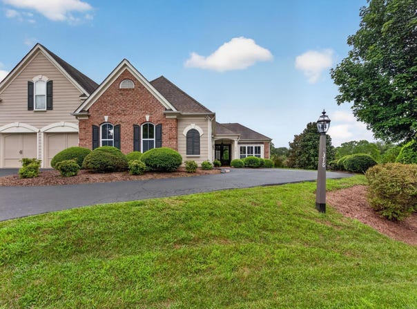1318 GATE POST LN, CHARLOTTESVILLE, VA 22901