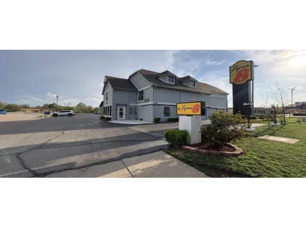 2715 W Garriott Rd, Enid, OK 73703