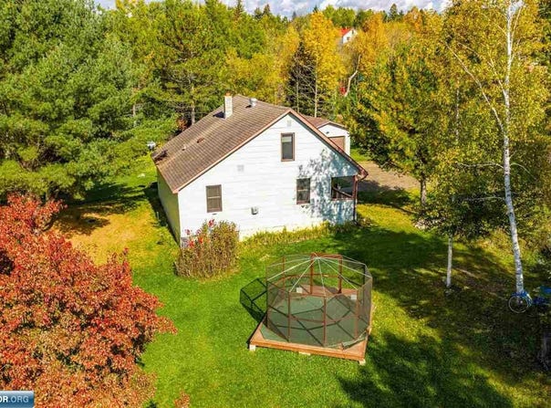 34 N Klondike Dr, Ely, MN 55731