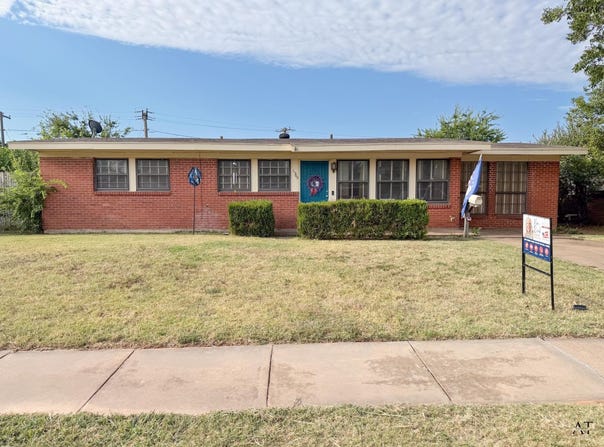 1309 OAKHURST DRIVE, Wichita Falls, TX 76302