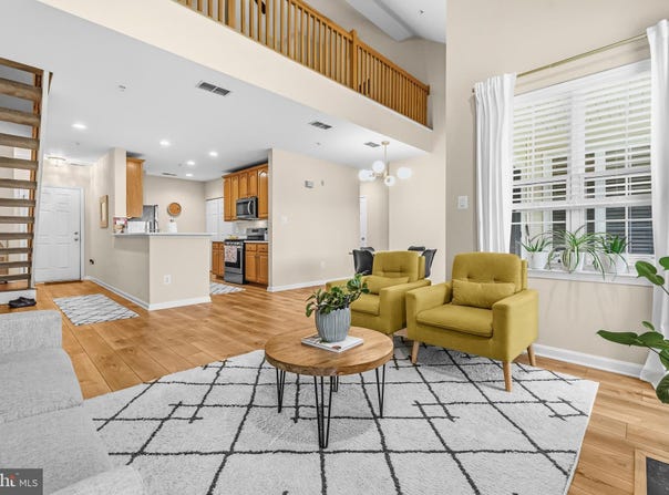 43134 WATERCREST Square, CHANTILLY, VA 20152