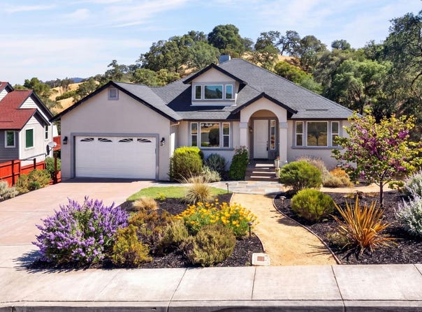 511 Tehuacan Road, Ukiah, CA 95482