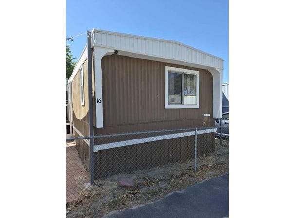 45415 28th Street E, Lancaster, CA 93535