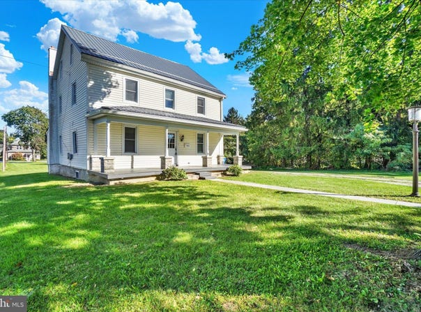 3311 CHESTNUT Street, CAMP HILL, PA 17011