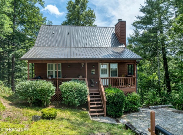 233 Ace Gap Rd, Townsend, TN 37882