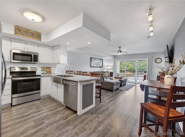 40 Lighthouse Road, Lake Ozark, MO 65049
