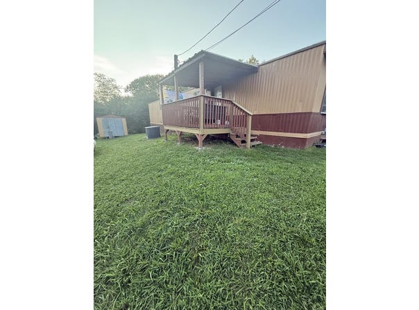 54 Warick Lane, OAK HILL, WV 25901