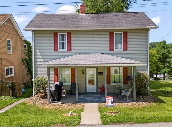 259 Cherry Ave, Houston, PA 15342