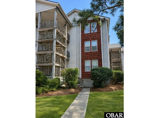 700 W First Street, Kill Devil Hills, NC 27948