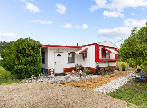 5985 SE 94TH Trail, Okeechobee, FL 34974