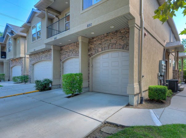880 E RED SAGE Ln, Millcreek, UT 84107