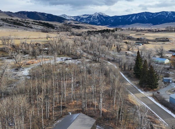 E Boulder Road, Mcleod, MT 59052
