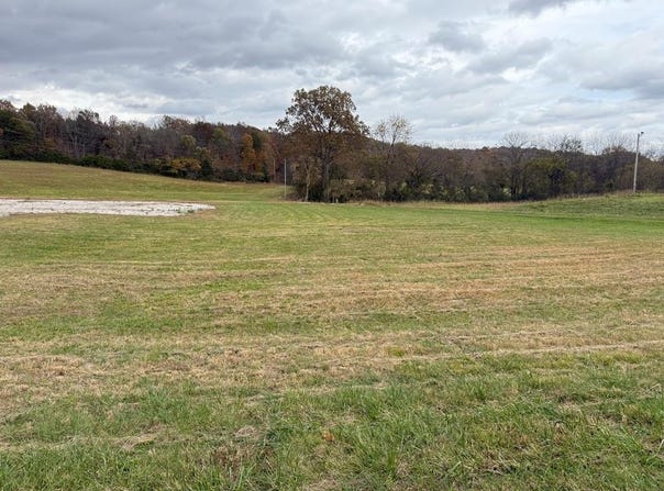 Roberts Matthews Hwy, Sparta, TN 38583