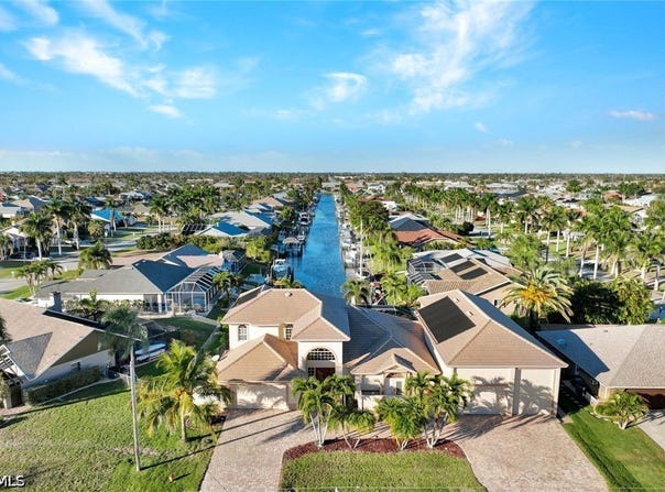 907 SW 51st Terrace, Cape Coral, FL 33914