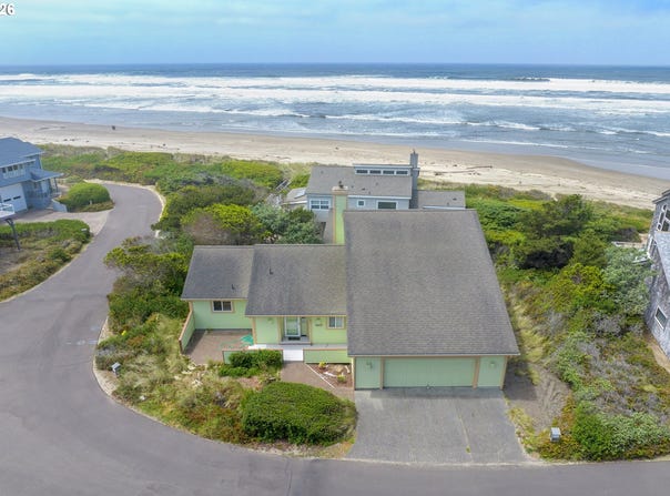 88878 SHORELINE Dr, Florence, OR 97439