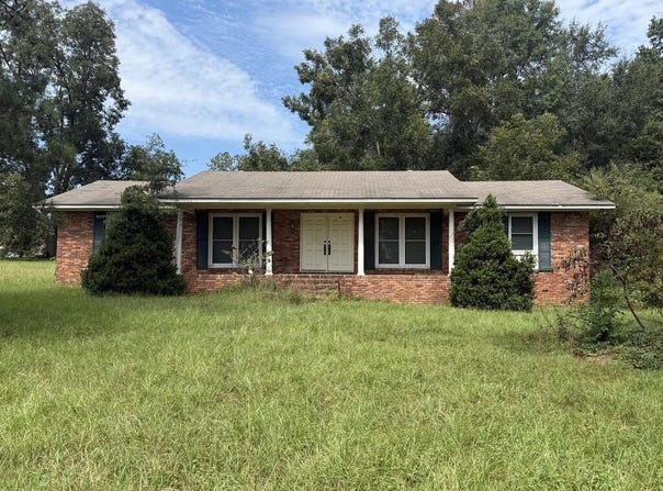 85 Beaty Drive, Louisville, AL 36048