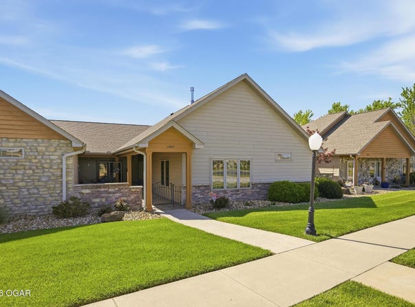 1909 Bluebird Way, Carthage, MO 64836