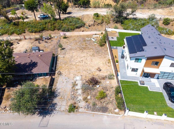 3483 Glenrose Avenue, Altadena, CA 91001