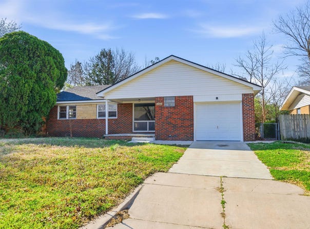 7603 E Gilbert St, Wichita, KS 67207