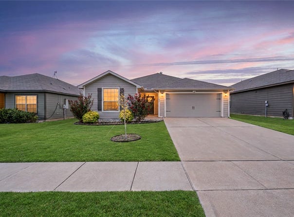 114 Bush Drive, Venus, TX 76084