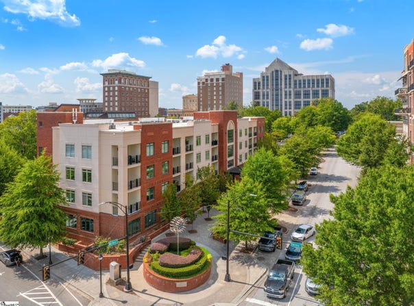 98 E McBee Avenue, Greenville, SC 29601