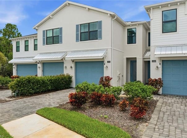 13081 Pembroke Dr, NAPLES, FL 34105