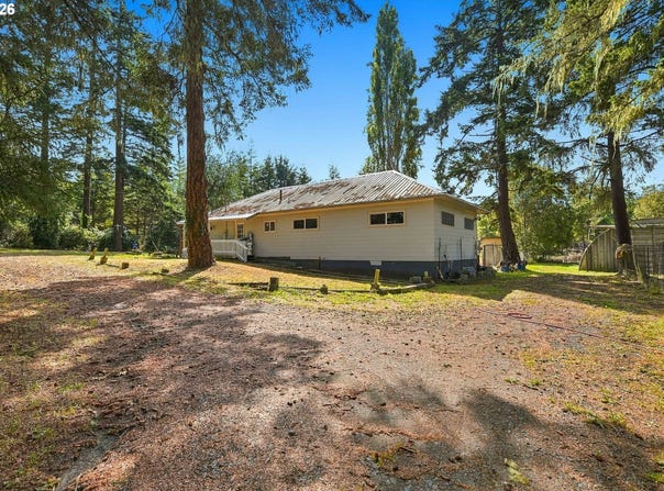 1040 JEFFERSON St, CoosBay, OR 97420