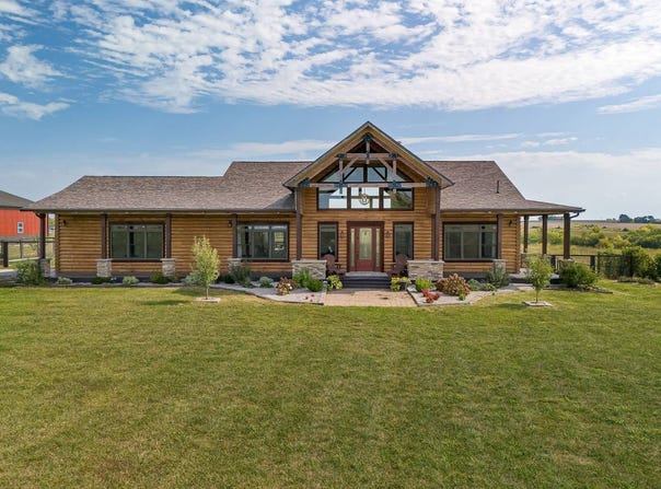 8806 NW State Route CC, Hamilton, MO 64644