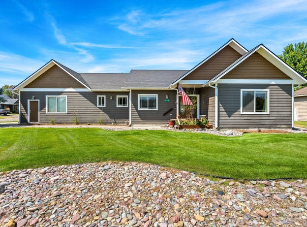 214 O'Brien Terrace N, Bigfork, MT 59911