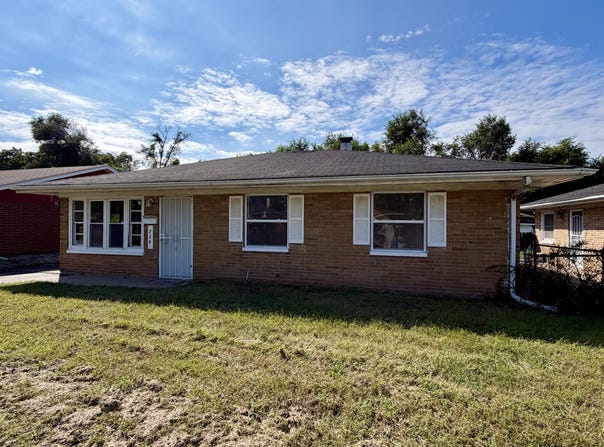 734 King Street, Gary, IN 46406