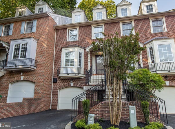 11 ROCKFORD MEWS Court, WILMINGTON, DE 19806