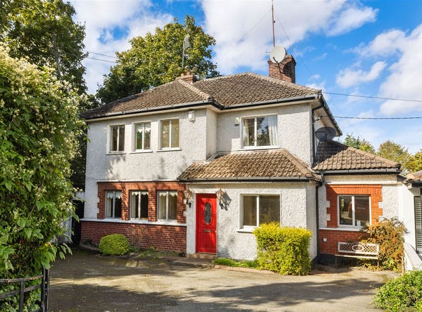 Simla, Kill Lane, Dublin 18, D18 W2F6
