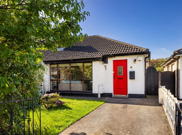 85 Cherry Garth, Swords, K67 K6X5
