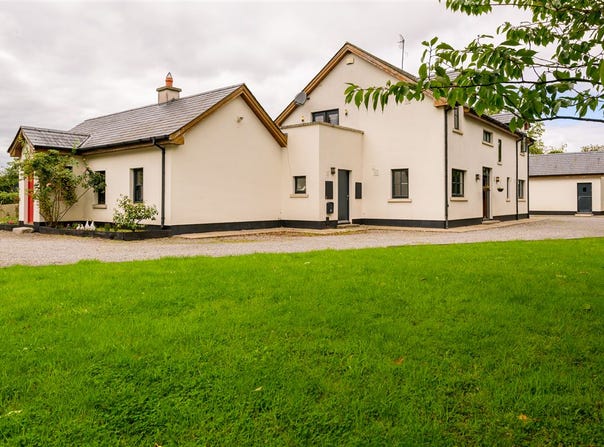 Woodtown, Drumree, A85ED88