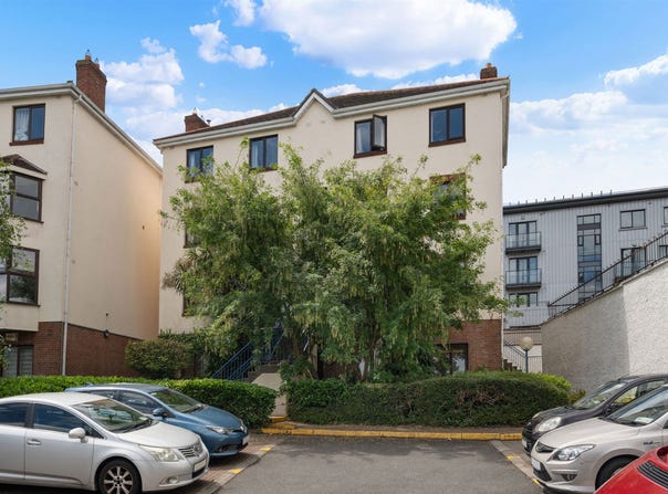 96 New Row Square, Dublin 8, D08 N8PN