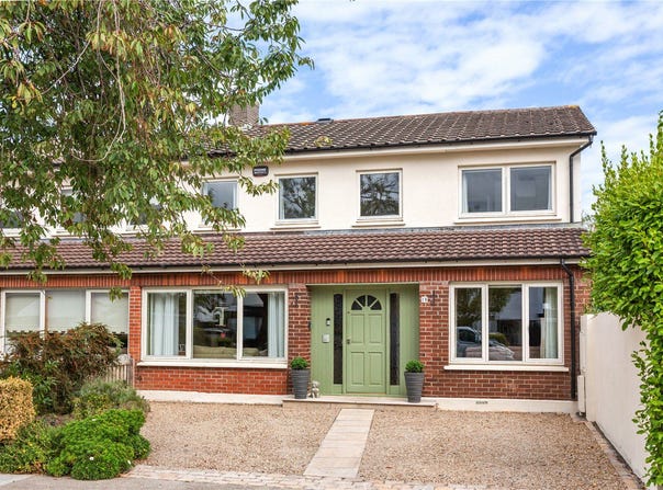 16 Cabinteely Way, Dublin 18, D18HE06