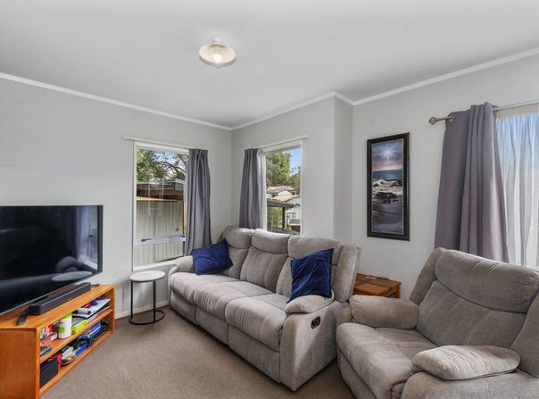 1/19 Lilburn Crescent, Massey, Waitakere City