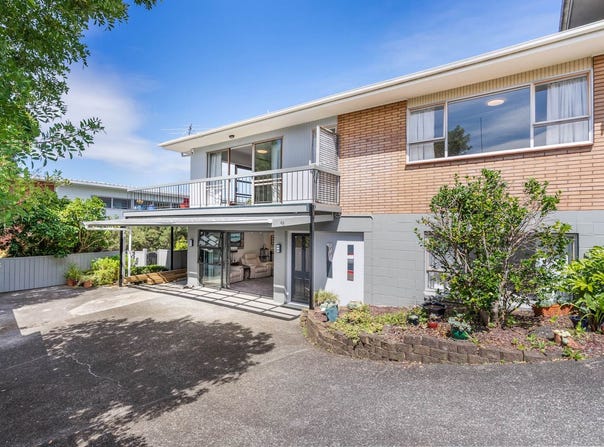 4B Sartors Avenue, Browns Bay, North Shore City