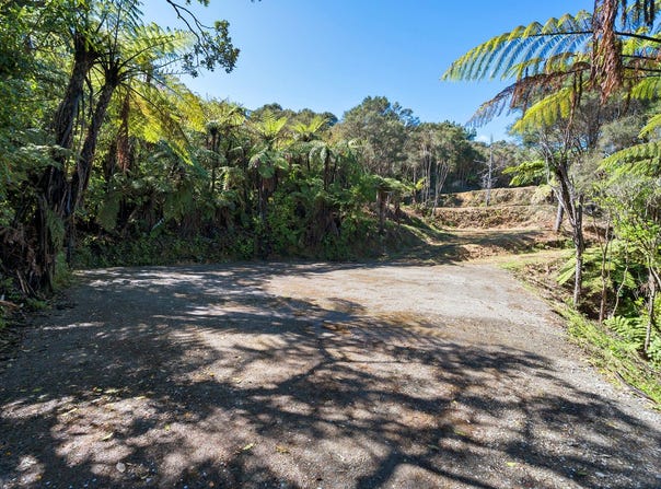 36 Castle Crescent, Stokes Valley, Lower Hutt City