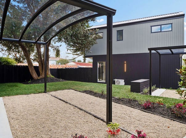 8/12 Yeovil Road, Te Atatu Peninsula, Waitakere City