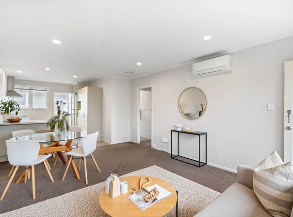 2/102 McLeod Road, Te Atatu South, Waitakere City