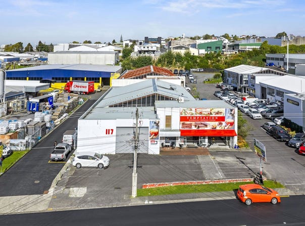 117 Diana Drive, Wairau Valley, North Shore City