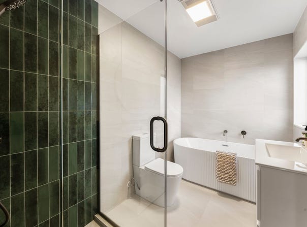 2/125 Ridge Road, Howick, Manukau City