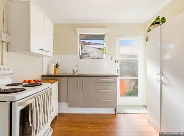 2/15 Phoenix Place, Papatoetoe, Manukau City