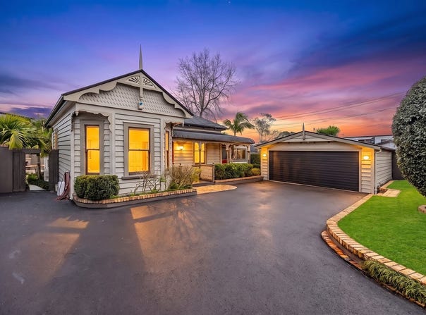 17 Blockhouse Bay Road, Avondale, Auckland City