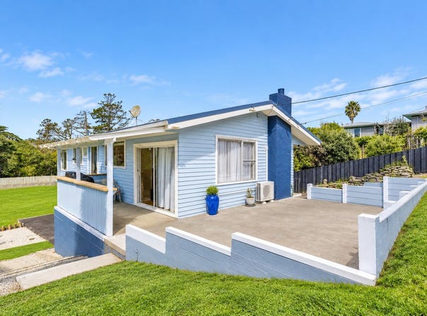 23 Epping Road, Henderson, Waitakere City
