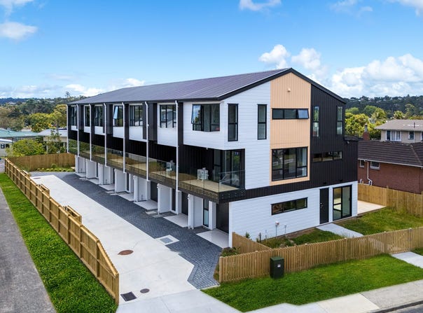 6/36 Longburn Road, Henderson, Waitakere City