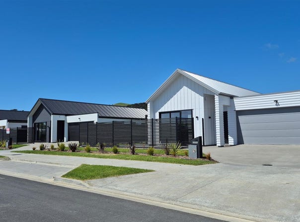 58 Mataikokako Loop, Kawakawa Bay, Manukau City