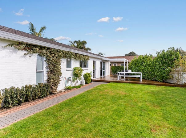 17F Highbury Street, Avondale, Auckland City