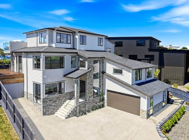 55 Hawaiian Parade, Arkles Bay, Rodney